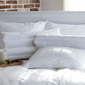 decorar un dormitorio blanco