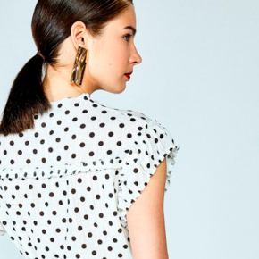 cómo combinar el estampado de lunares mujer